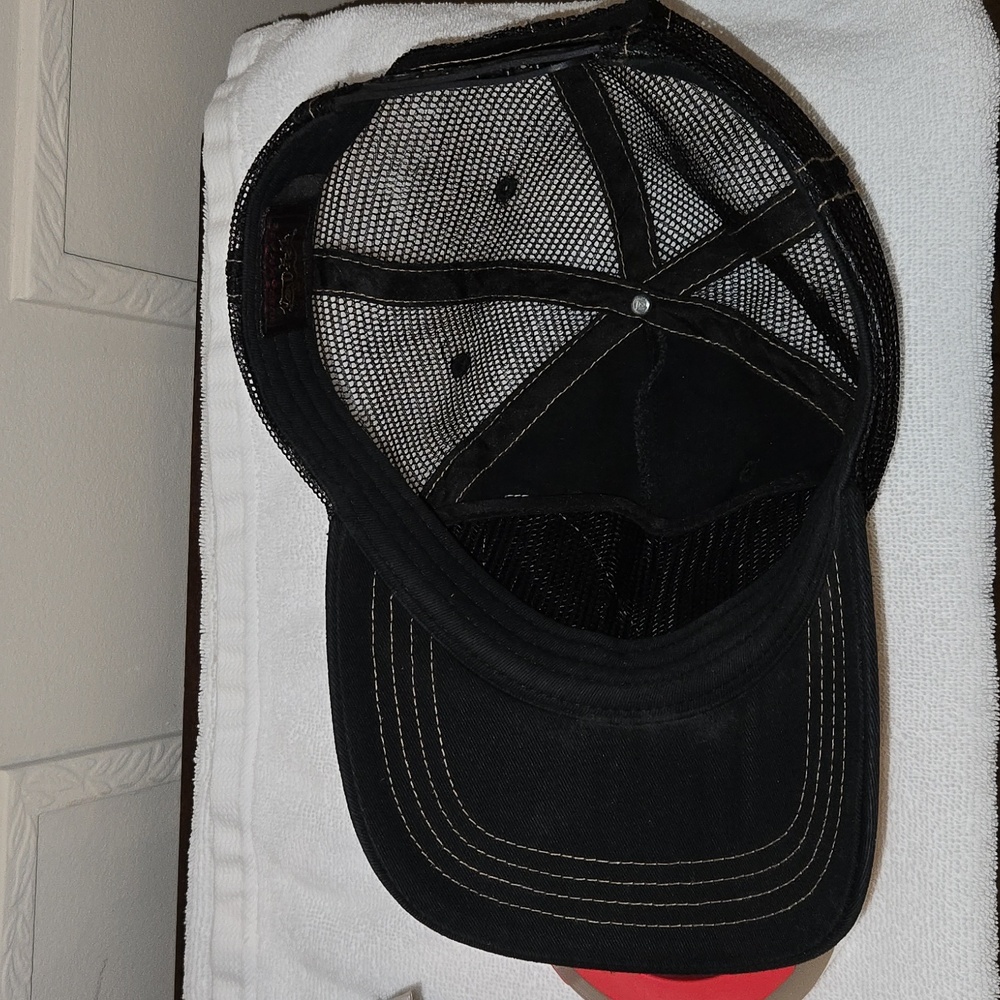 Vintage Von Dutch Black Cap with Skull and Logo Patches - Picture 9 of 11
